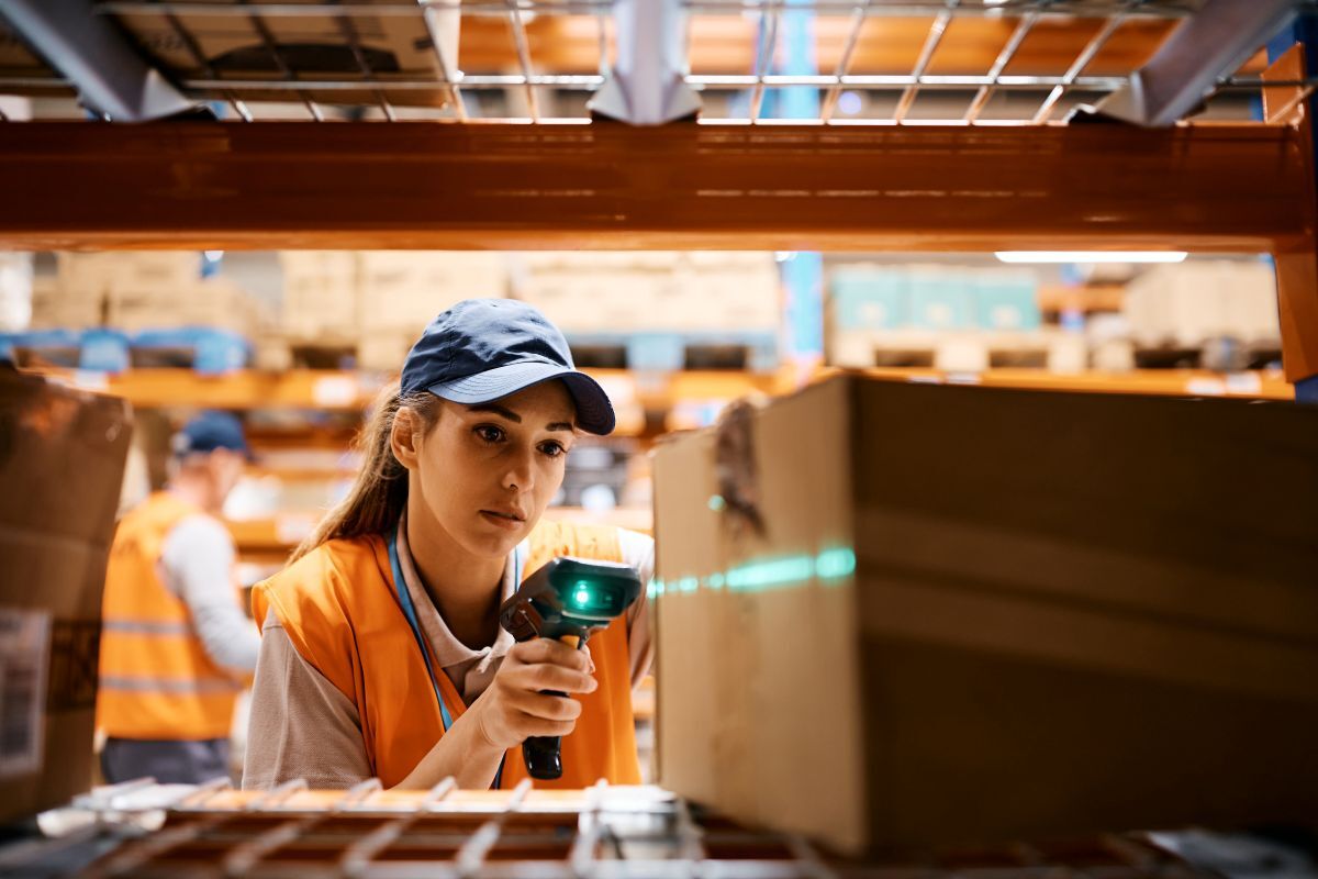 What Pharmaceutical Traceability Software Should Deliver Across the Supply Chain